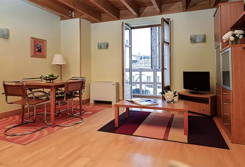 Apartamentos Ojeda