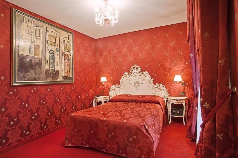 Hotel Al Graspo De Ua