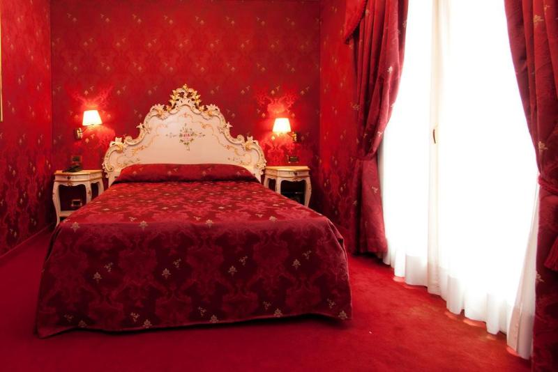 Hotel Al Graspo De Ua