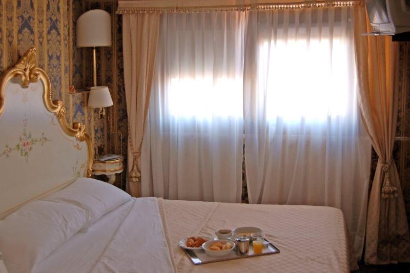 Hotel Al Graspo De Ua