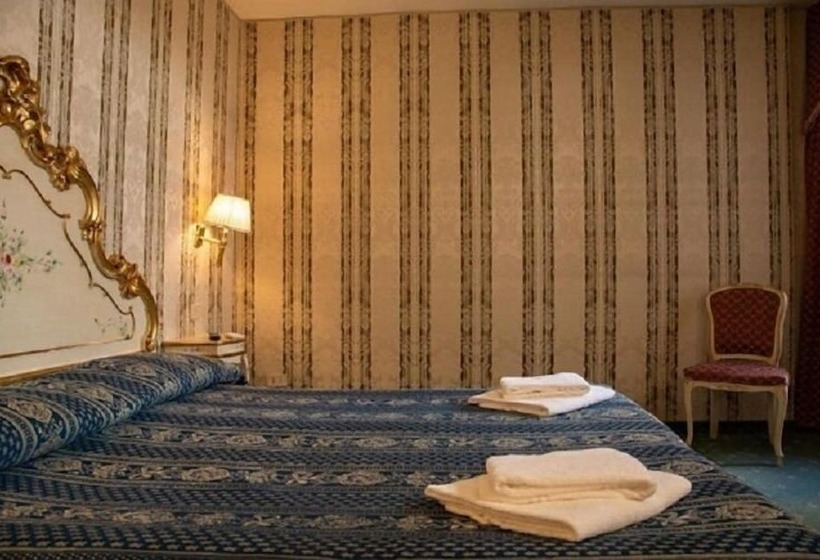 Hotel Al Graspo De Ua