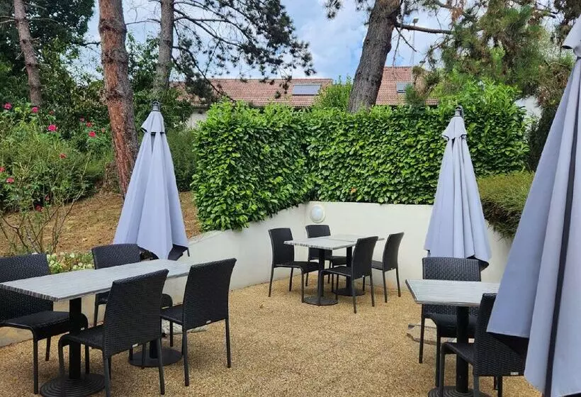 ホテル Campanile Annecy   Cran Gevrier