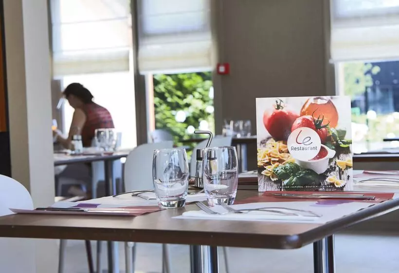 호텔 Campanile Lille Lomme