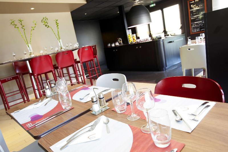 هتل Campanile Manosque