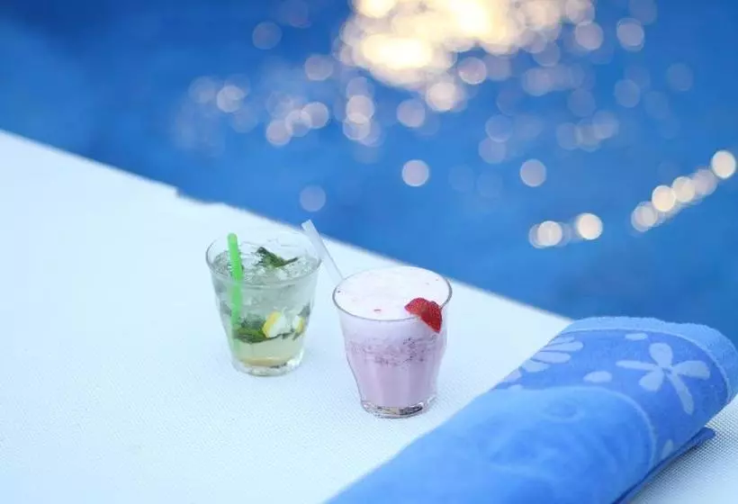 Отель De la Moneda