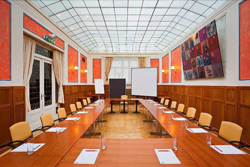 Отель Herzoghof