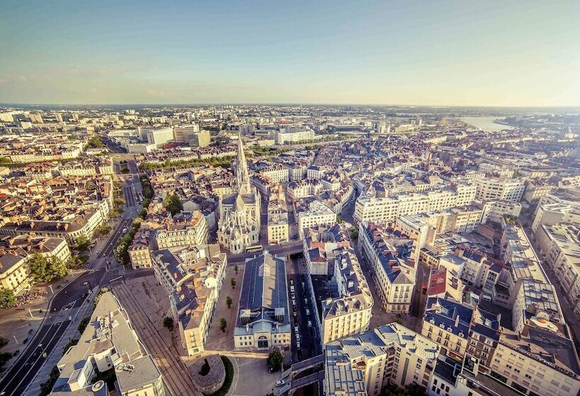 هتل Hôtel Mercure Nantes Centre Gare