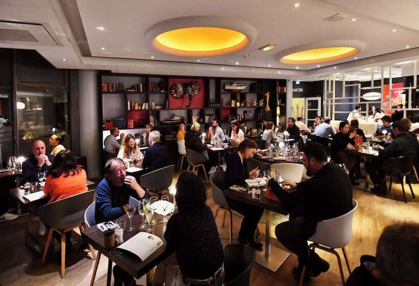 هتل Hôtel Mercure Nantes Centre Gare