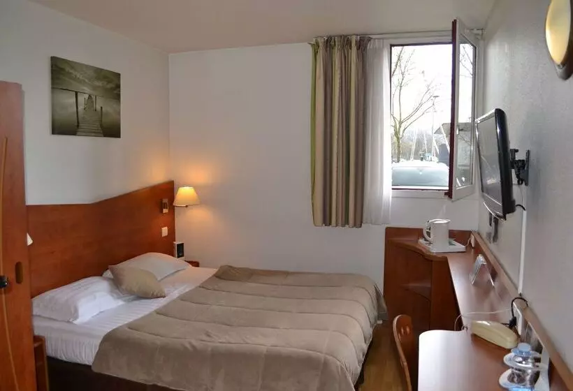 בית מלון כפרי Restaurant Kyriad Brive Centre