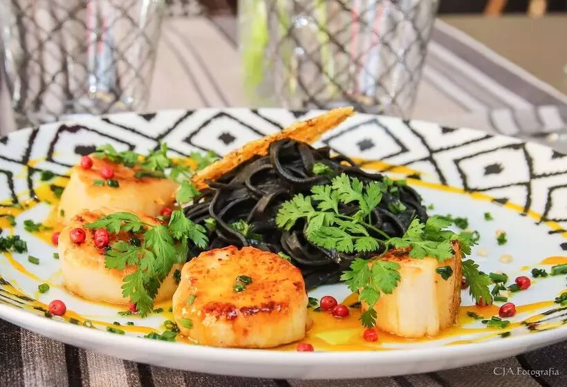 בית מלון כפרי Restaurant Kyriad Brive Centre