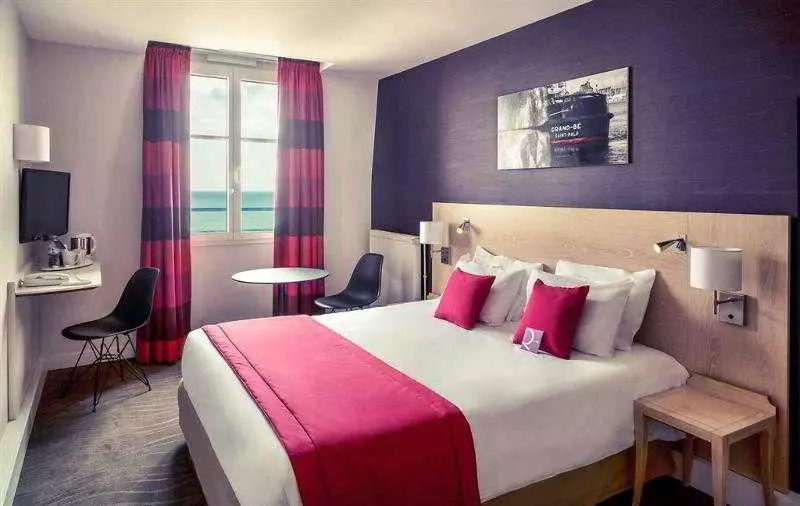 Отель Mercure St Malo Front De Mer