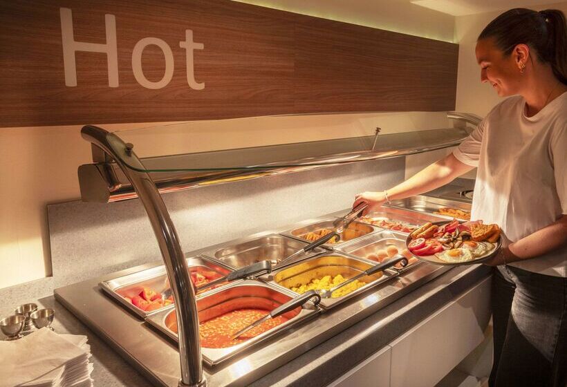 Quality Hotel Hampstead