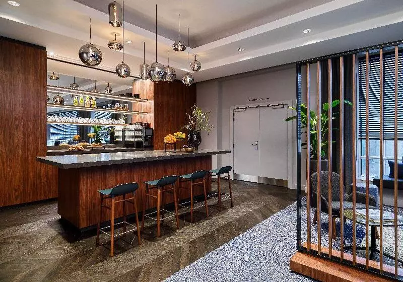 בית מלון כפרי Rotterdam Marriott