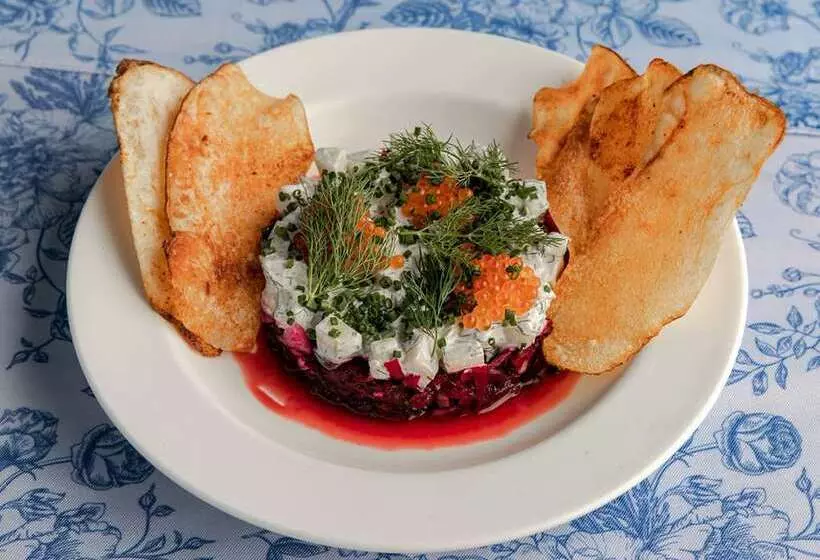 בית מלון כפרי The Beverly Hilton