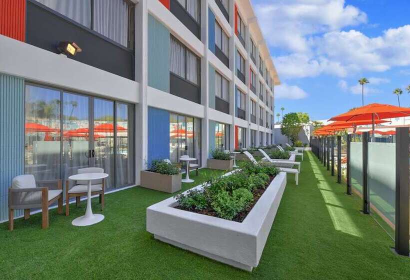 فندق The Beverly Hilton