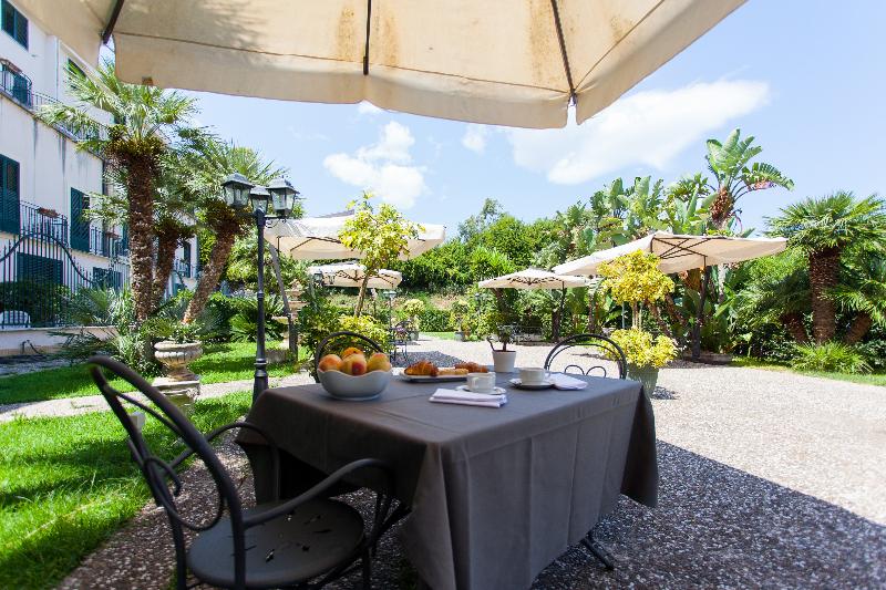 هتل Villa D Amato