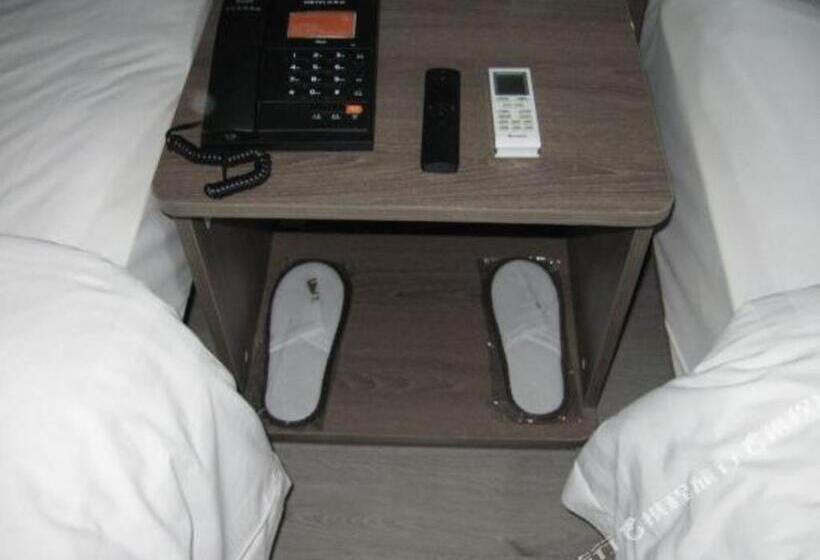 Hotel 7 Days Premium Changchun Renmin Northeast Normal University Pingquan Road