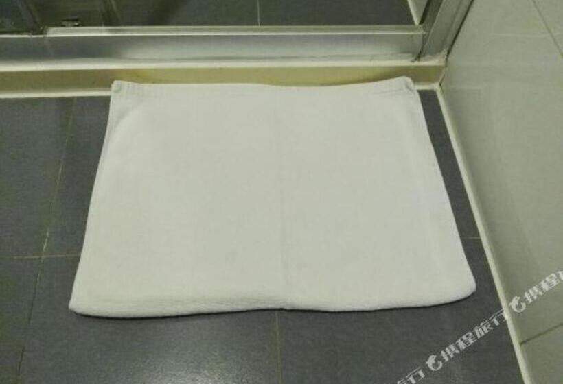 Szálloda 7 Days Premium Changchun Renmin Northeast Normal University Pingquan Road