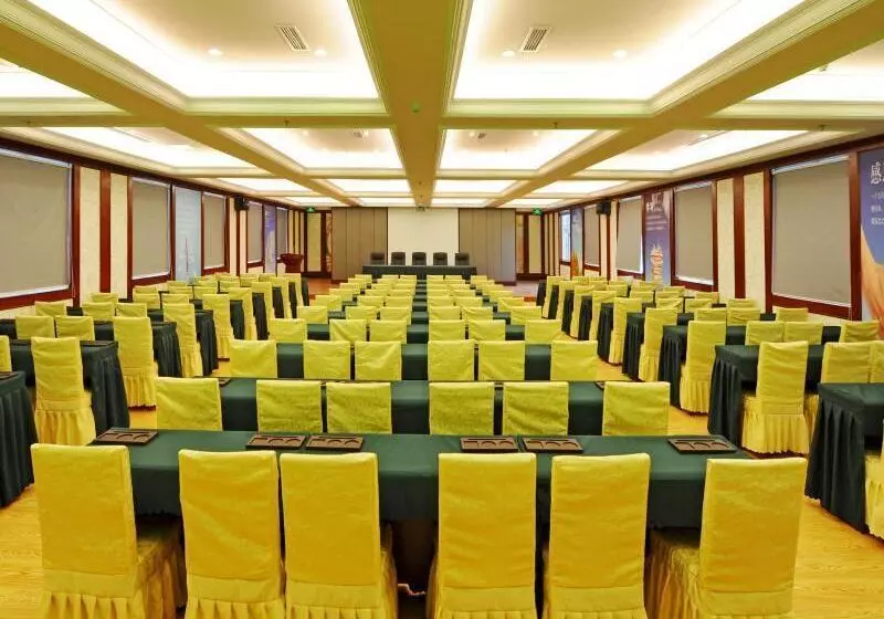 Hotelli Greentree Inn Guangyuan Lizhou West Road Business