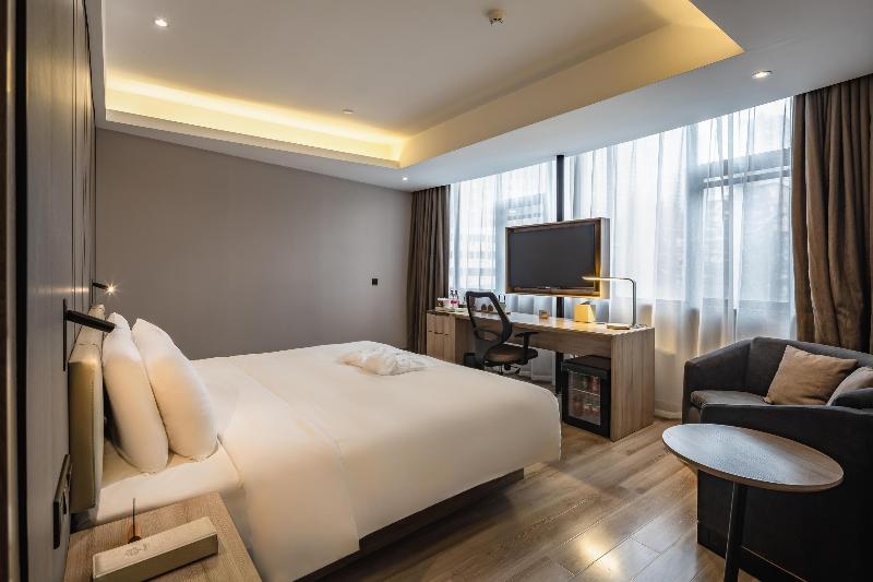 Atour Hotel Qingdao Olympic Sailing Center May Fourth Square