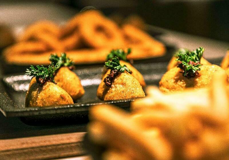 Hotel Super 8 By Wyndham Tongliao Gan Qi Ka