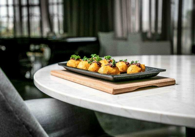 Hotel Super 8 By Wyndham Tongliao Gan Qi Ka