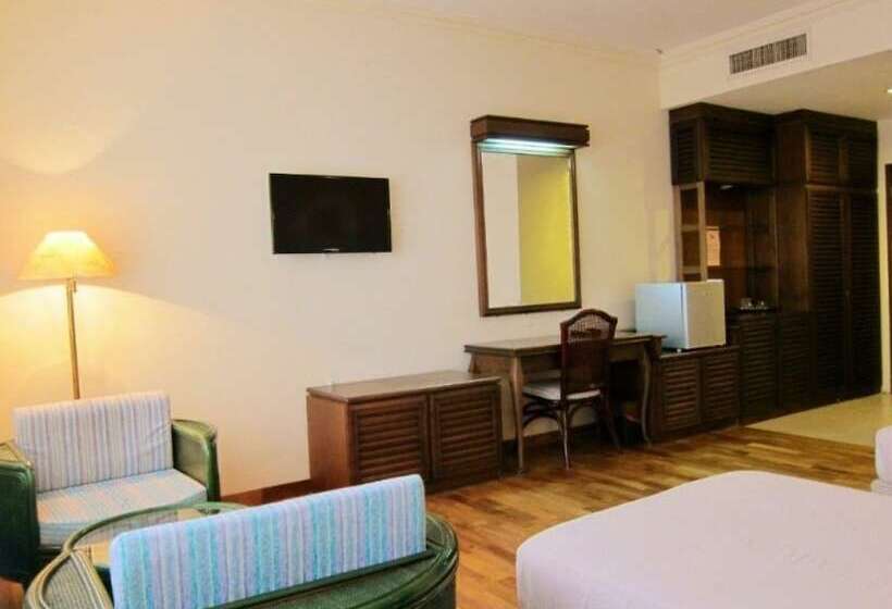 ホテル Gemas Golf Resort