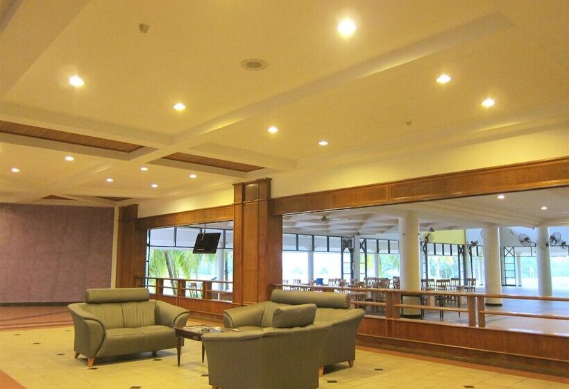 ホテル Gemas Golf Resort