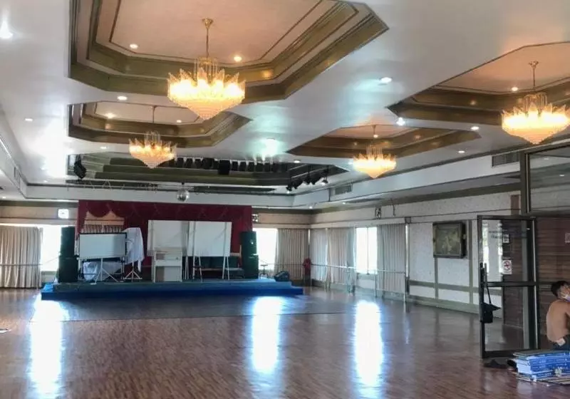 Sichang Palace Hotel & Resort