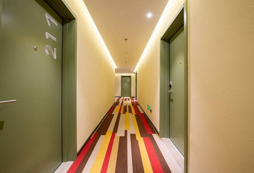 בית מלון כפרי Ibis Dalian Xinghai Park