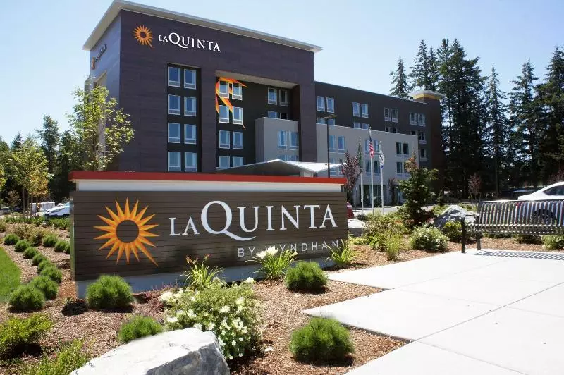 Hotelli La Quinta Inn & Suites By Wyndham Marysville
