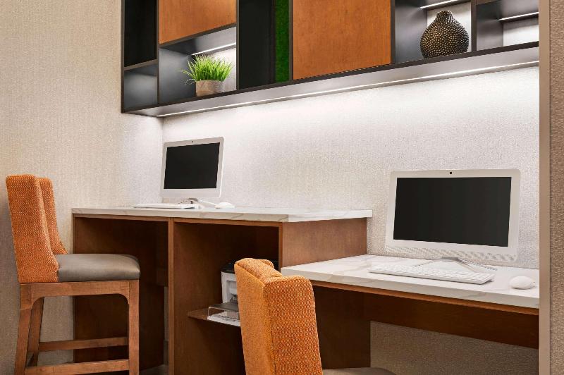 ホテル La Quinta Inn & Suites By Wyndham Marysville