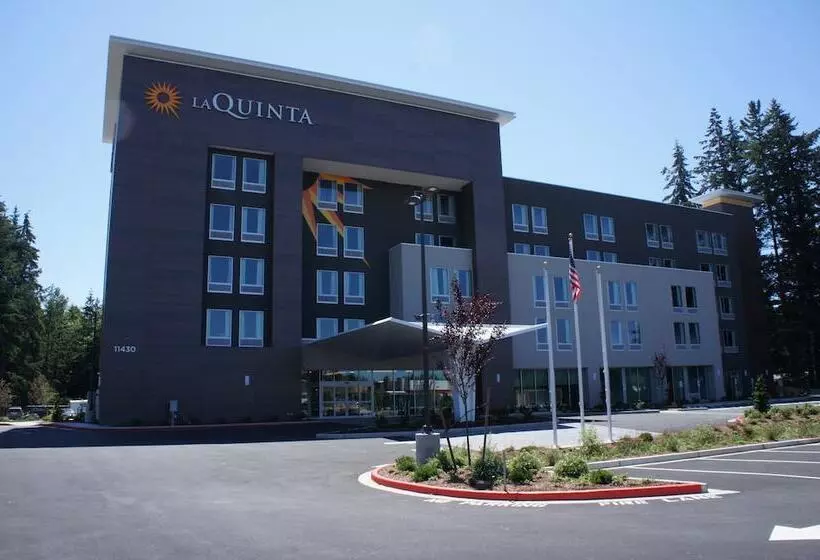 Hotelli La Quinta Inn & Suites By Wyndham Marysville
