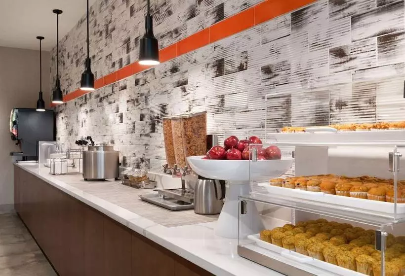 Hotelli La Quinta Inn & Suites By Wyndham Marysville