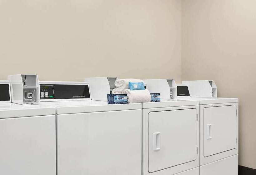 ホテル La Quinta Inn & Suites By Wyndham Marysville