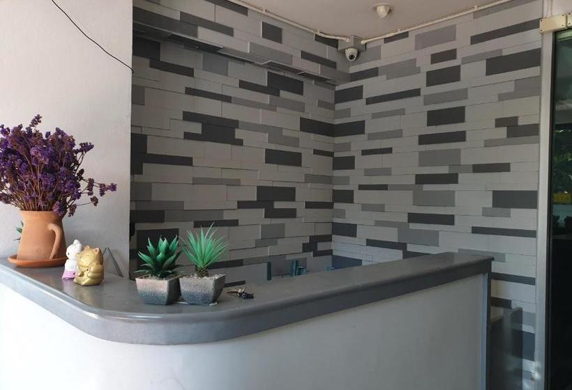 호텔 Oyo 974 The Rest Village Apartment