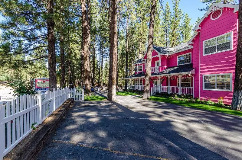 Apples Bed And Breakfast Inn