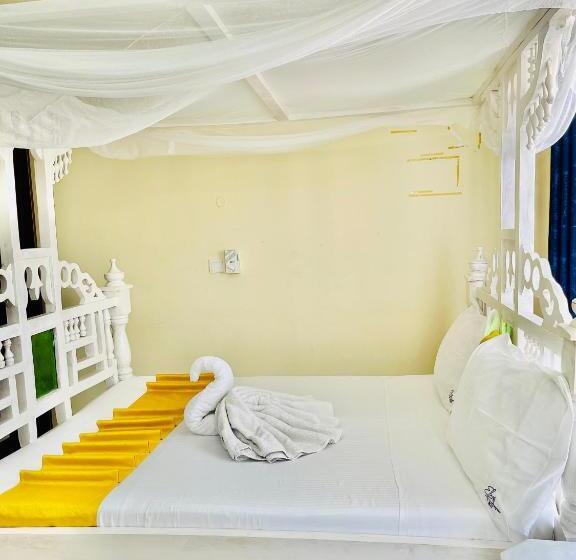 تختخواب و صبحانه Elna S Nyali   Seaview, Pool, High Speed Wi Fi & Hot Shower