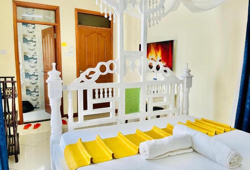 تختخواب و صبحانه Elna S Nyali   Seaview, Pool, High Speed Wi Fi & Hot Shower