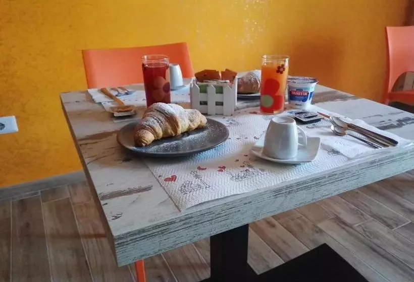 ベッドアンドブレックファースト Nel Verde Di Carinci