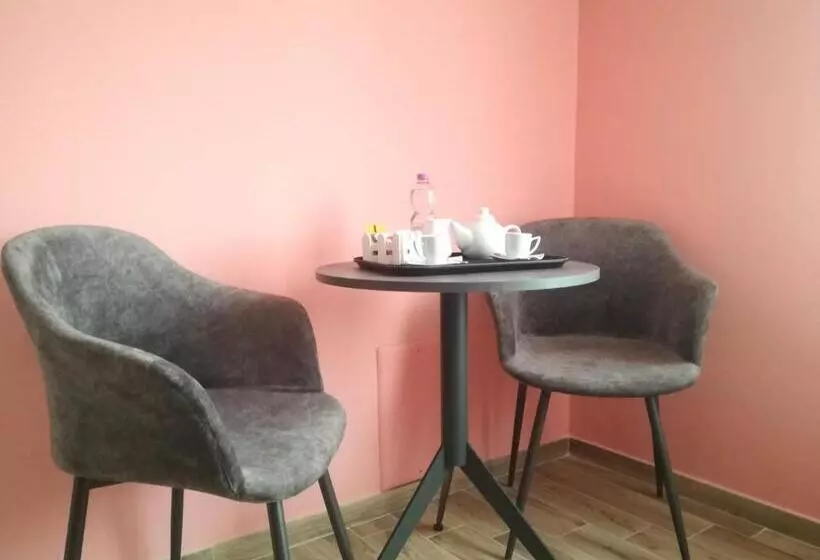 ベッドアンドブレックファースト Nel Verde Di Carinci