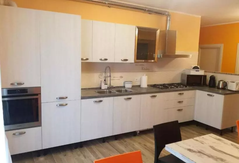 ベッドアンドブレックファースト Nel Verde Di Carinci