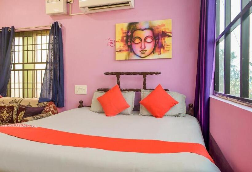 Hotel Aradhya Regency