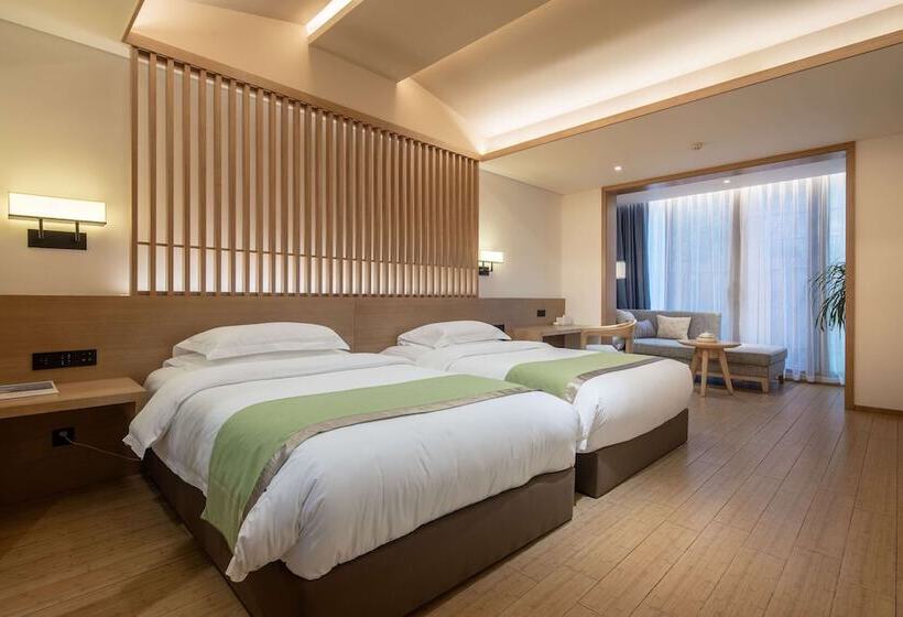 ホテル Howard Johnson Huashuiwan Hot Springs Resort Chengdu