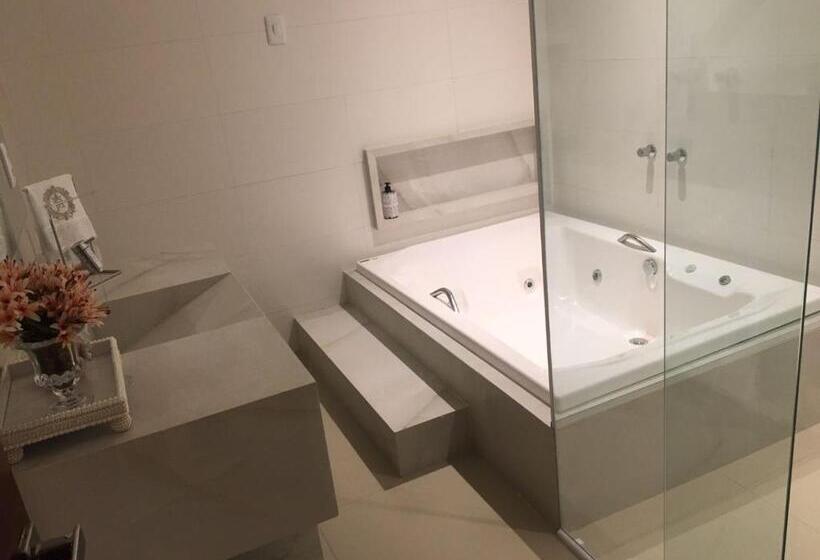 호텔 Jardins Plaza