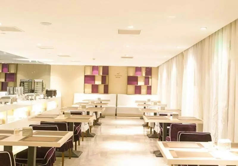 Lavande Hotel (tianjin People's Hospital Metro Station)