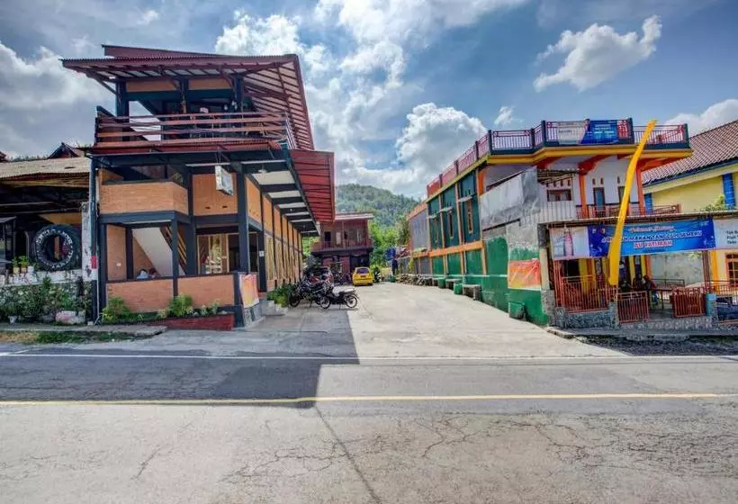 ホテル Oyo 3470 Villa Dapur Tengger