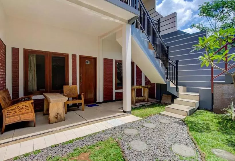 ホテル Oyo 3470 Villa Dapur Tengger