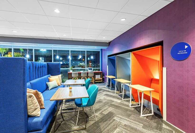 בית מלון כפרי Tru By Hilton Laredo Airport