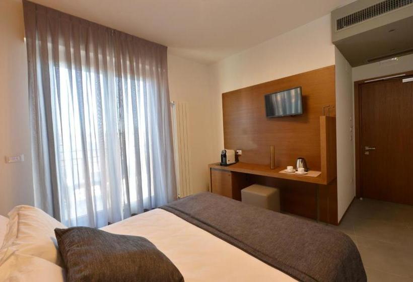 پانسیون Piano Alto Rooms